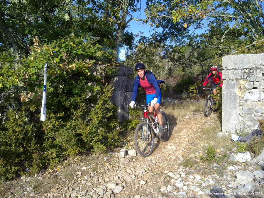 20111016_031