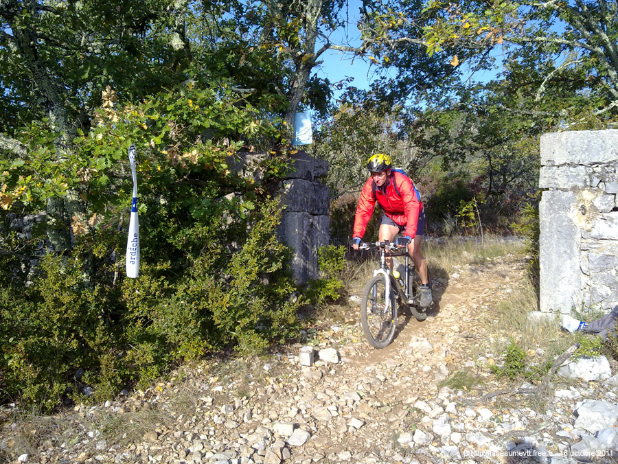 20111016_032