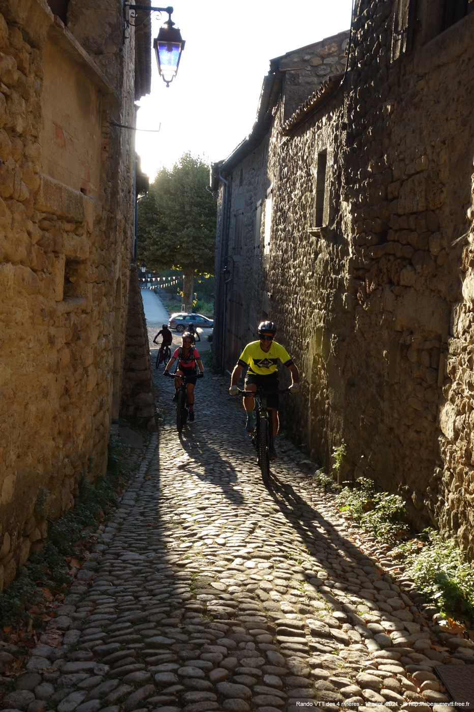 20210912_4rivb061