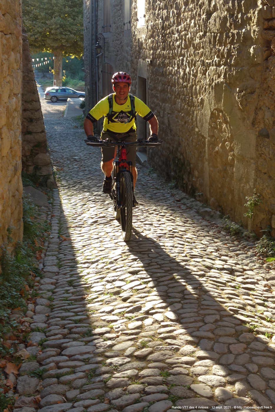 20210912_4rivb074