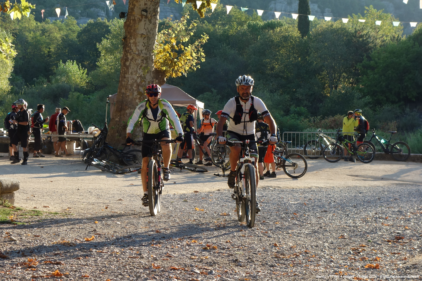 20210912_4rivb085
