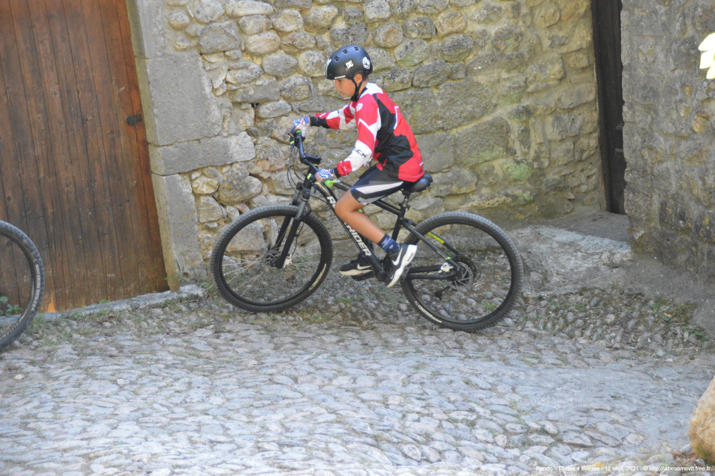 20210912_4rivb312