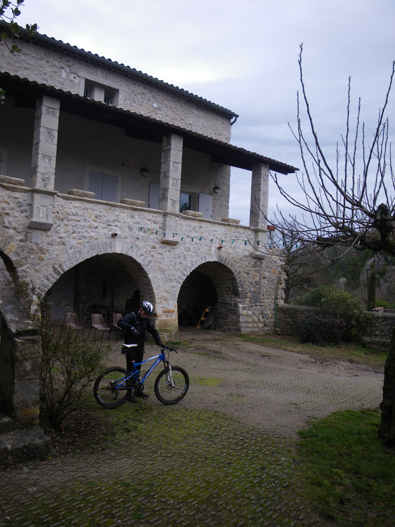 20100228_081