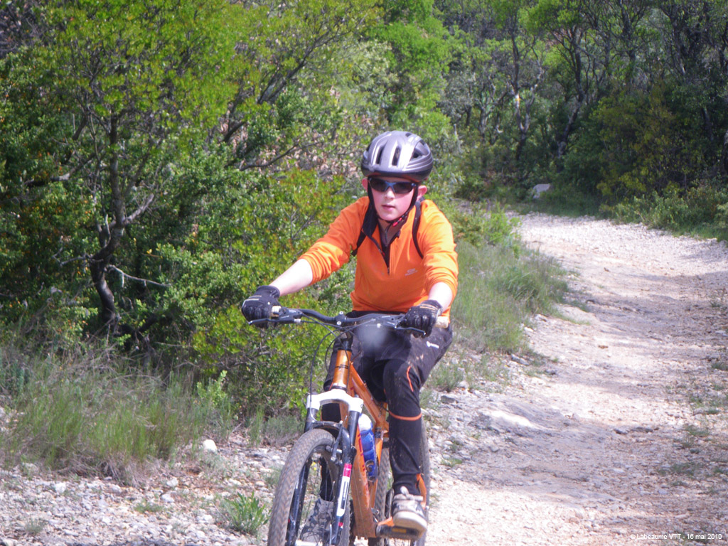 20100516_128
