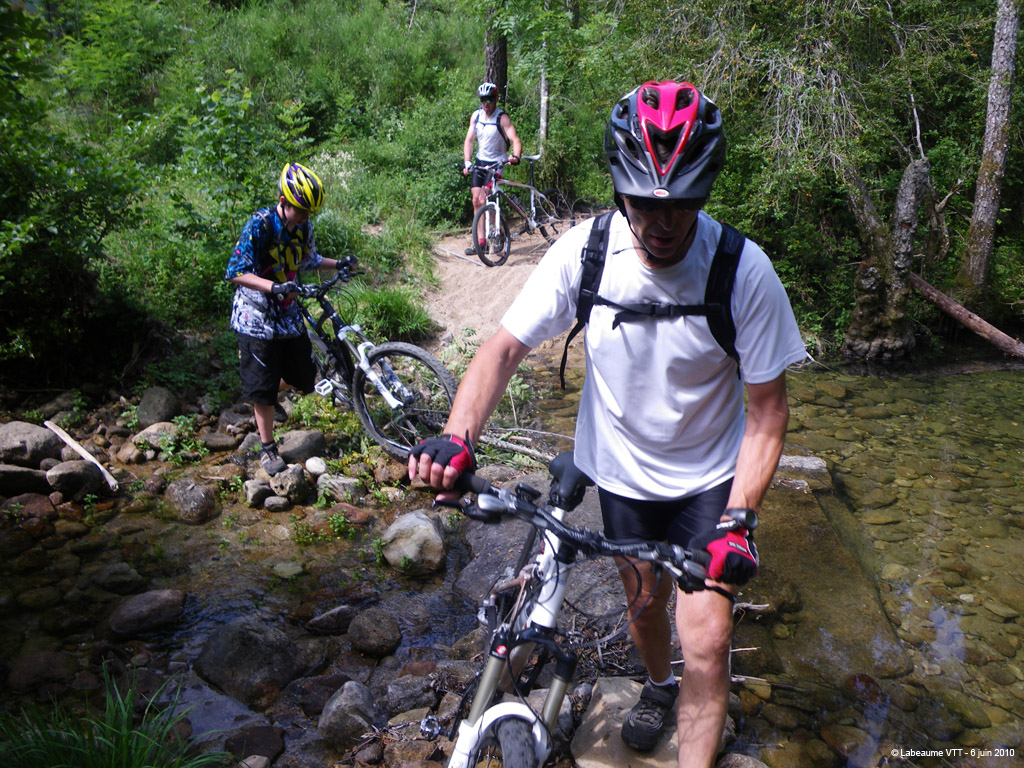 20100606_081