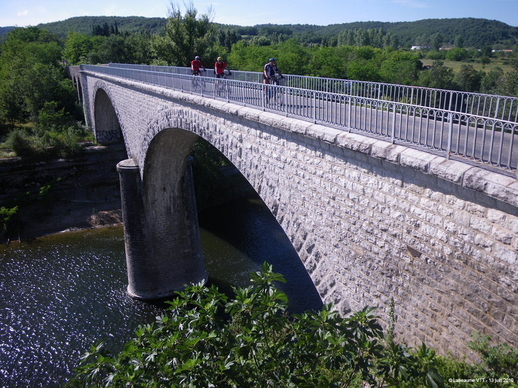 20100613_032