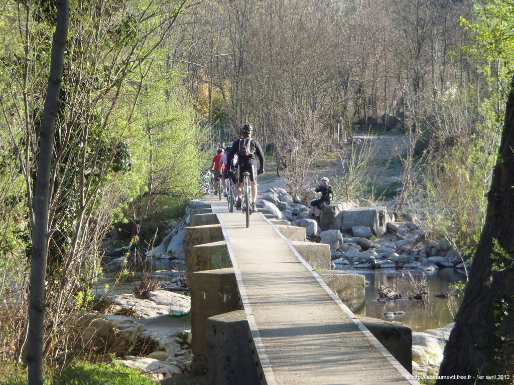 20120401_v017
