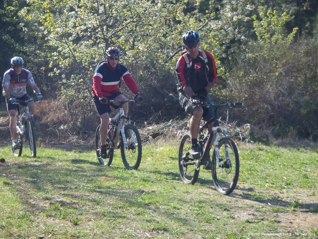 20120401_v061