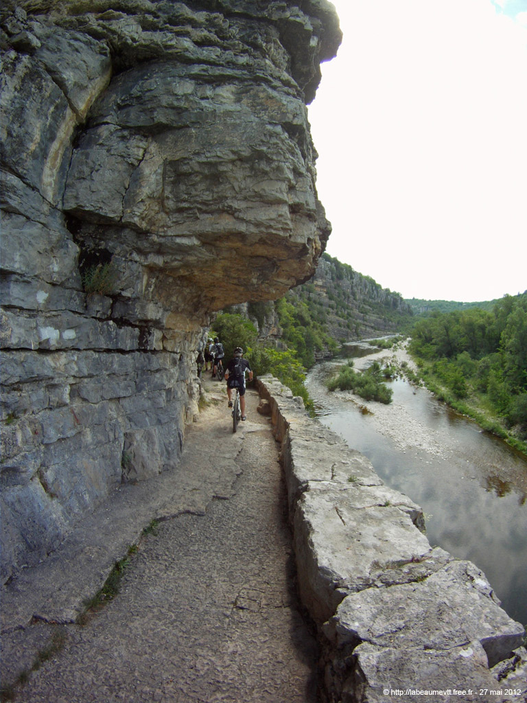 20120527_220