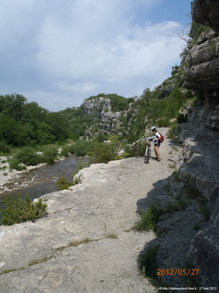 20120527_238