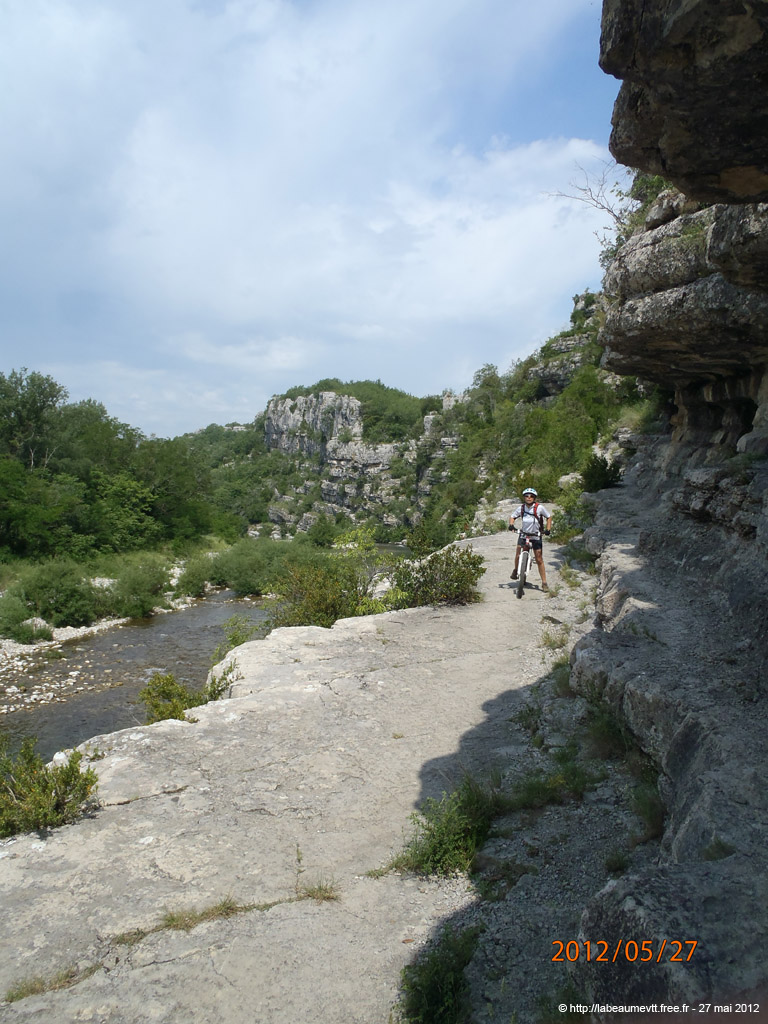 20120527_239