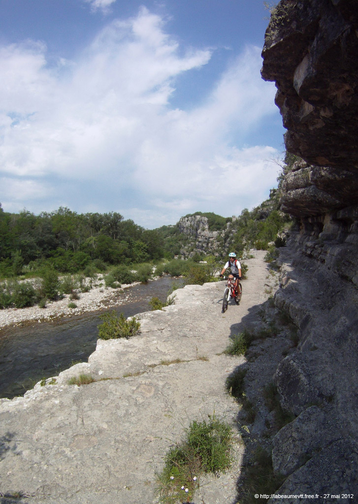 20120527_242
