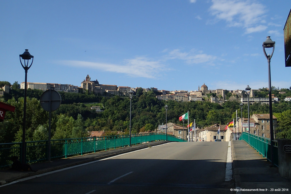 20140820_069
