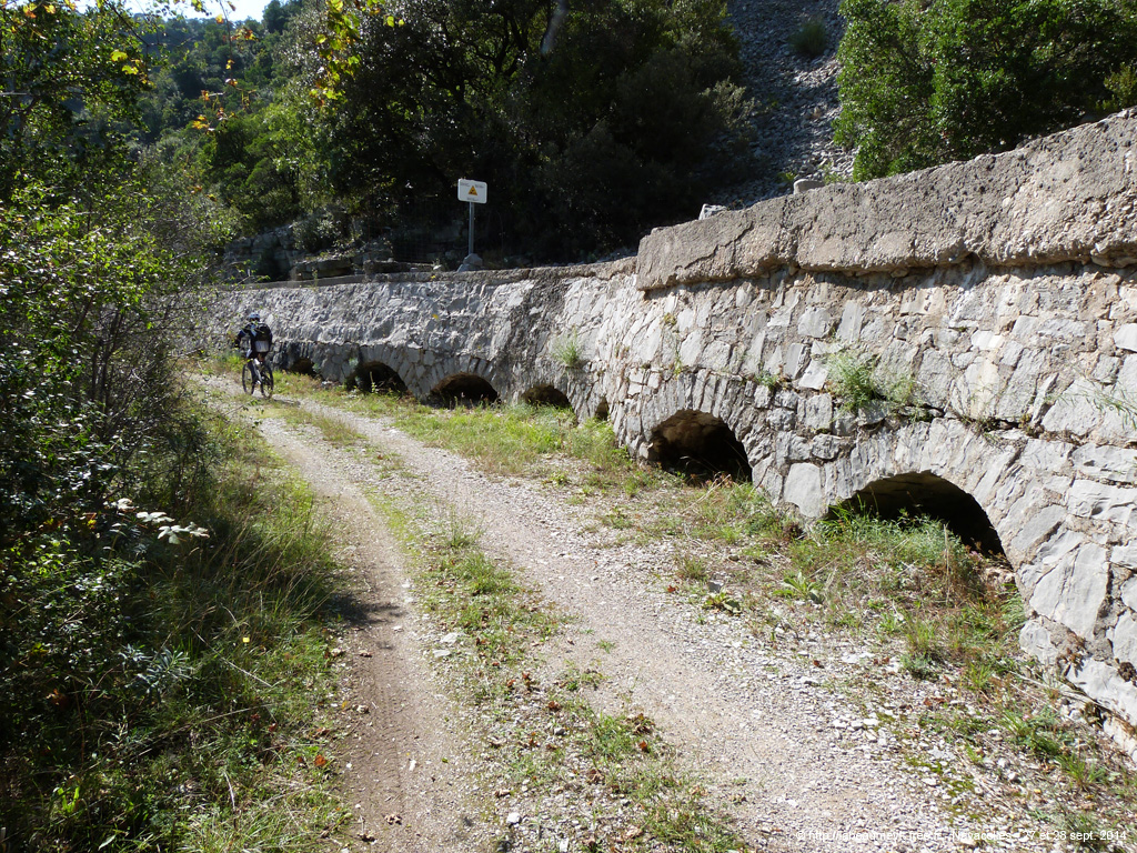 20140927_250