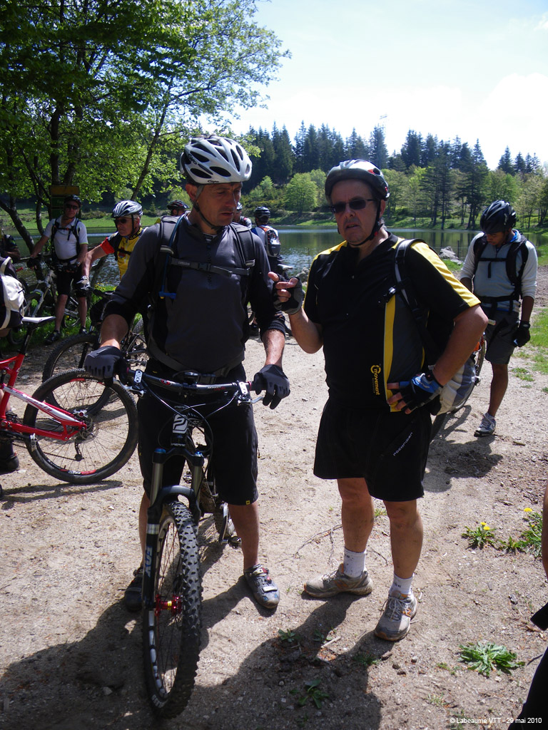 20100529_229