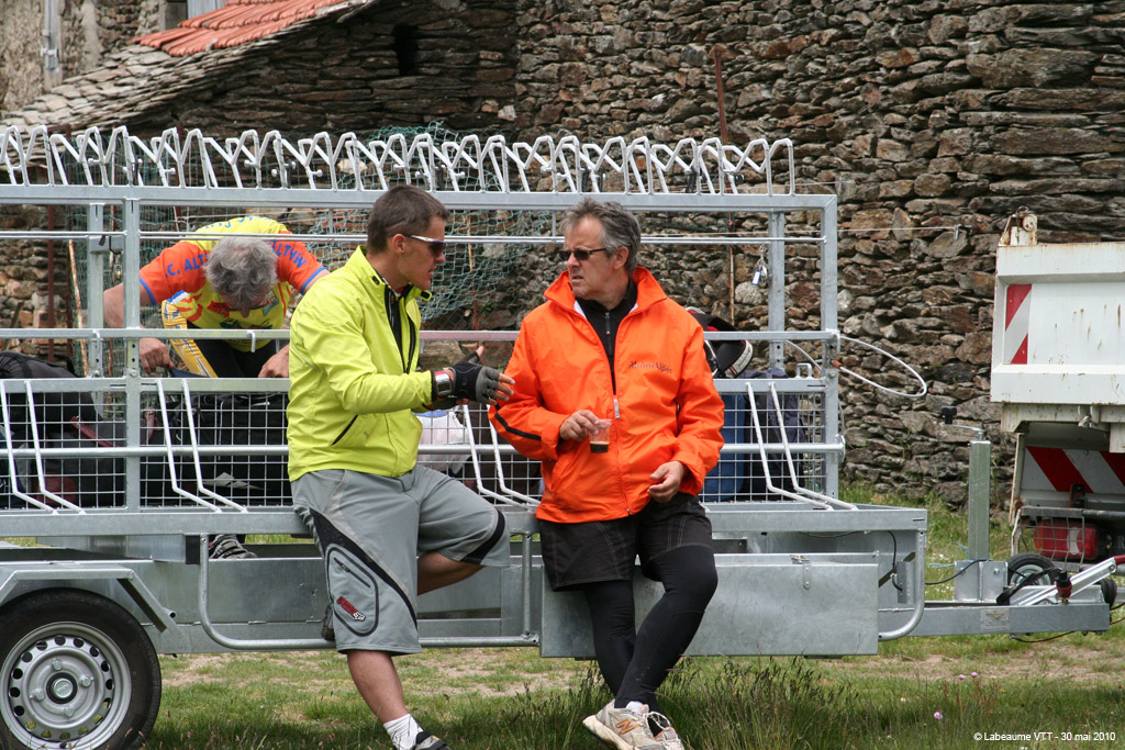 20100530_372